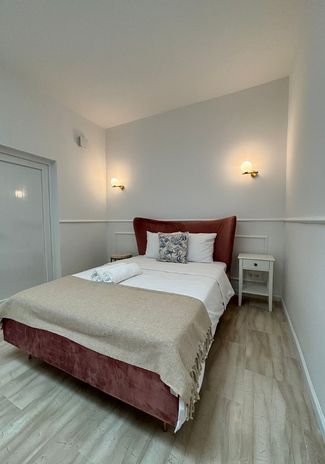 STUDIO DELUXE - Image 12